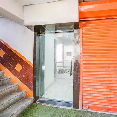 Super Collection O Maninagar Near Railway Station Formerly A1 Residency-3
